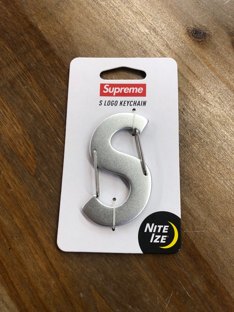 Supreme Nite Ize S Logo Keychain 21AW 