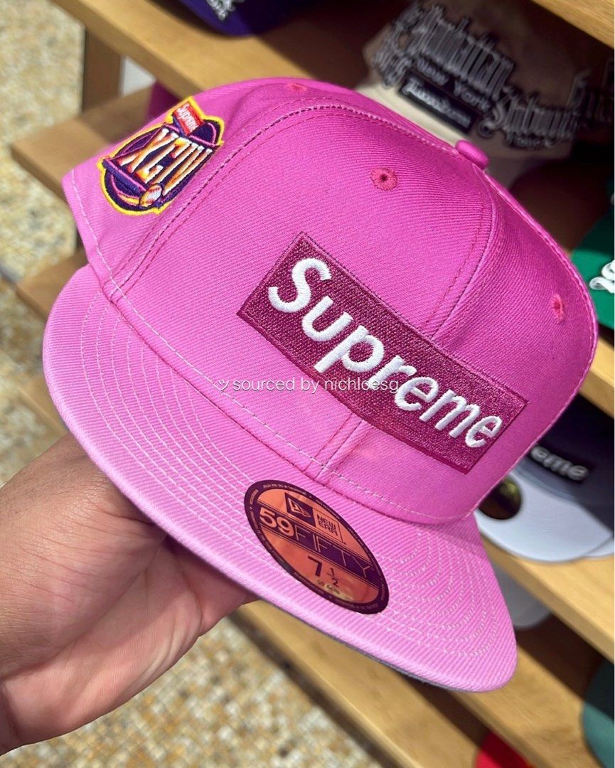 NEW Supreme x New Era Gradient Box Logo Fitted - Pink Size 7 3/8
