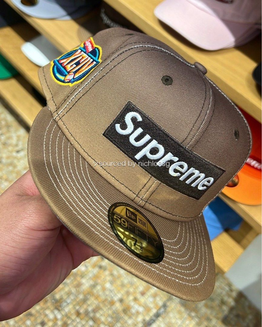 SUPREME GRADIENT BOX LOGO NEW ERA