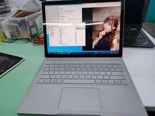 新淨Surface Book 1, i7高階機有打機獨顯GTX 965M,i7-6600U, 13.5吋超強平板又係強勁手提電腦，可拆離可反轉螢幕，觸控屏幕touch screen,同時有Book2賣