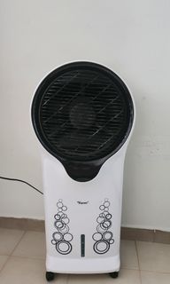 Toyomi Fan