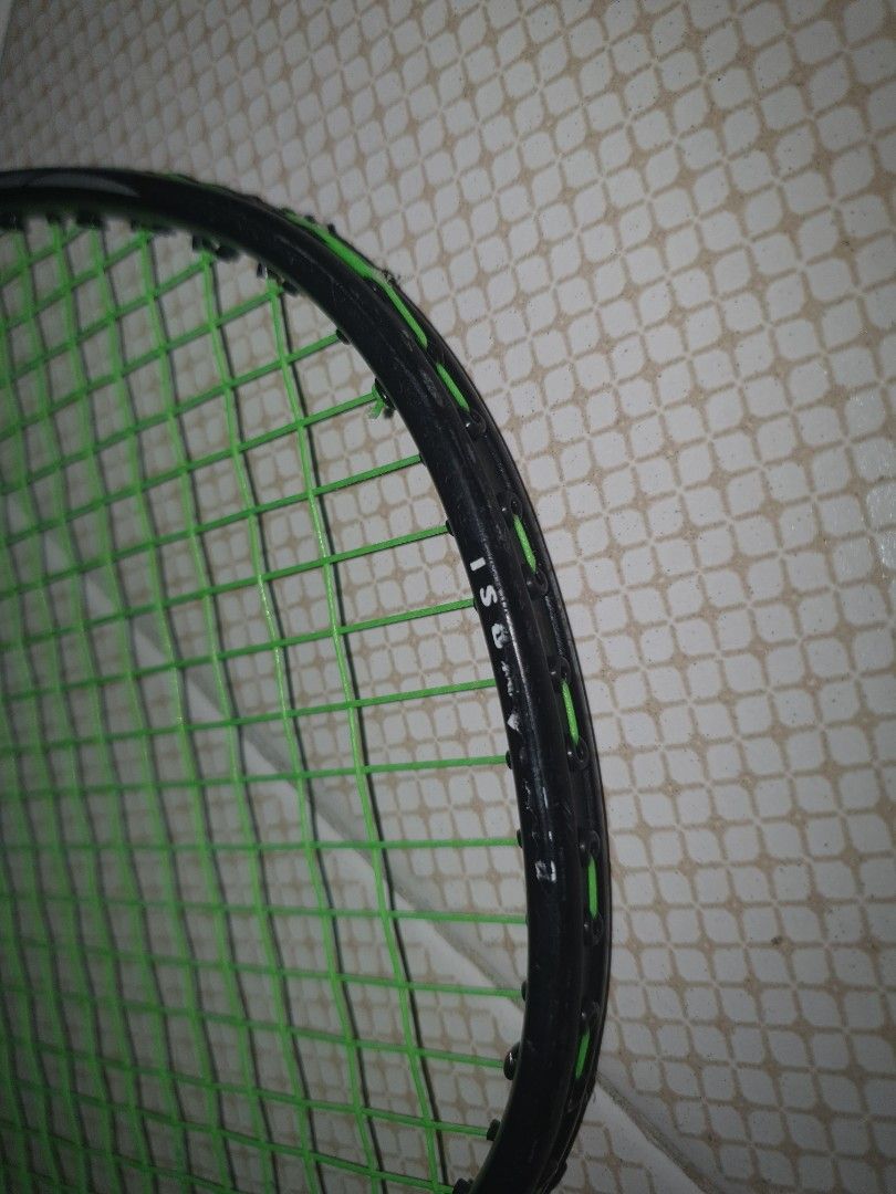 TRADING ARCSABER LITE YONEX RACKET, Sports Equipment, Other Sports ...