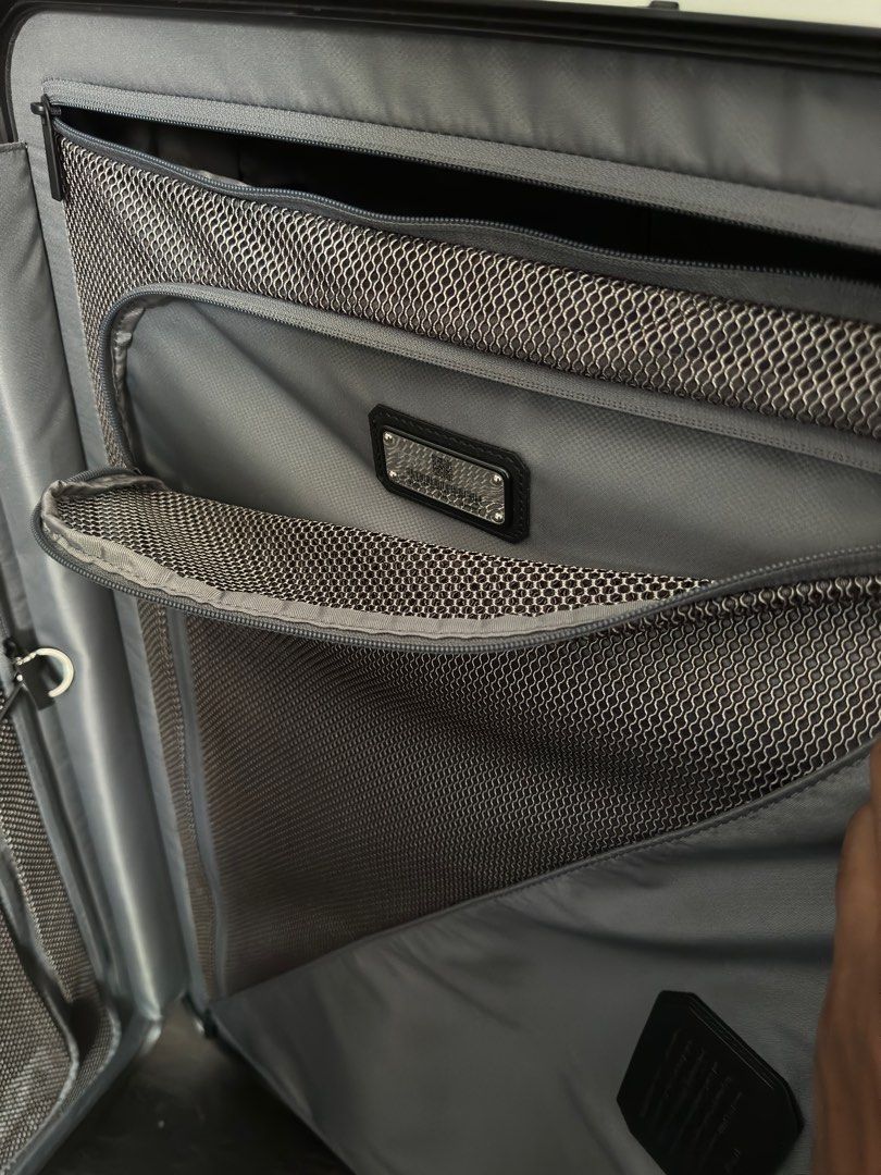 Tumi 19 Degree Aluminium Extended Trip Packing Case(Check In Luggage