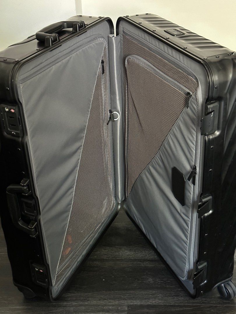 Tumi 19 Degree Aluminium Extended Trip Packing Case(Check In Luggage