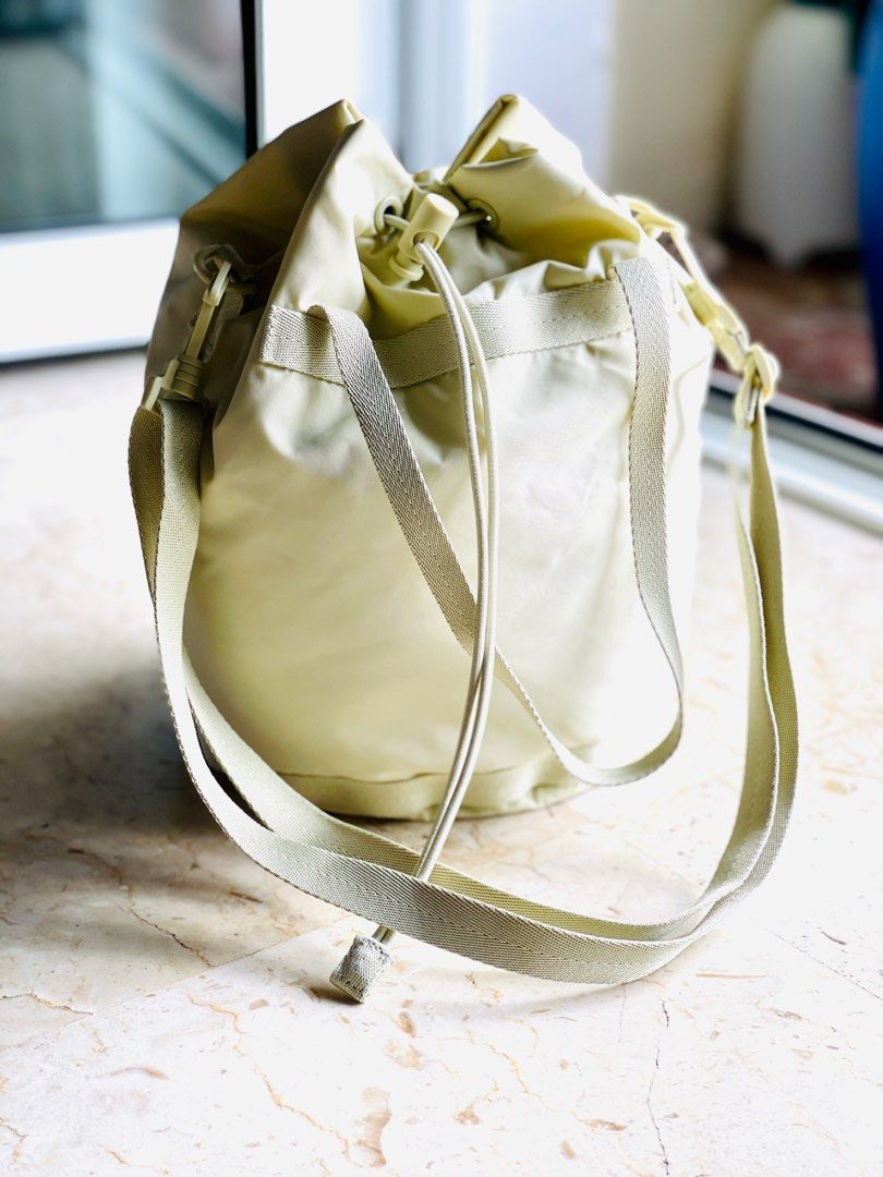 Uniqlo U Bucket Bag Middle in Dark Gray Womens Fashion Bags  Wallets  Crossbody Bags on Carousell