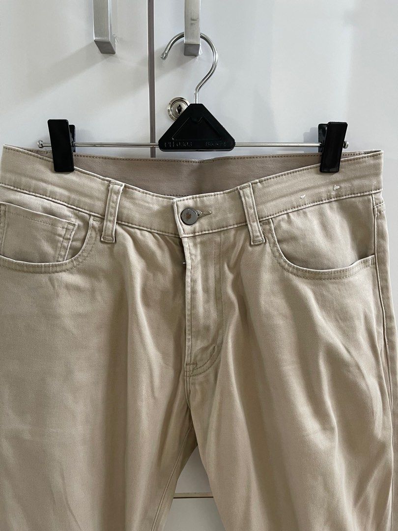 Uniqlo Men Pants size M on Carousell