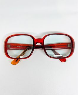 Vintage Frame Kacamata Unisex Preloved   Size 52 12 130 condition 80% Lensa (-) bisa ganti sendiri seusai kebutuhan masing2 Box pengganti