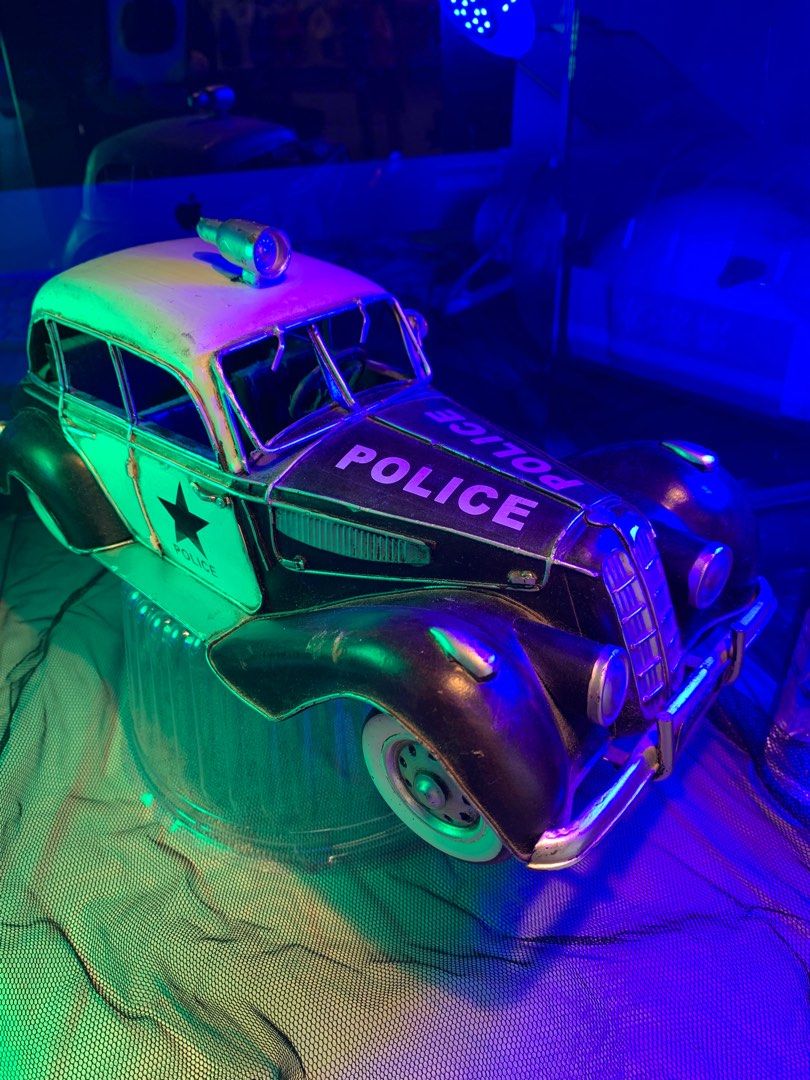 Vintage Police Car metal Carousell vintage-police-car-metal-carousell