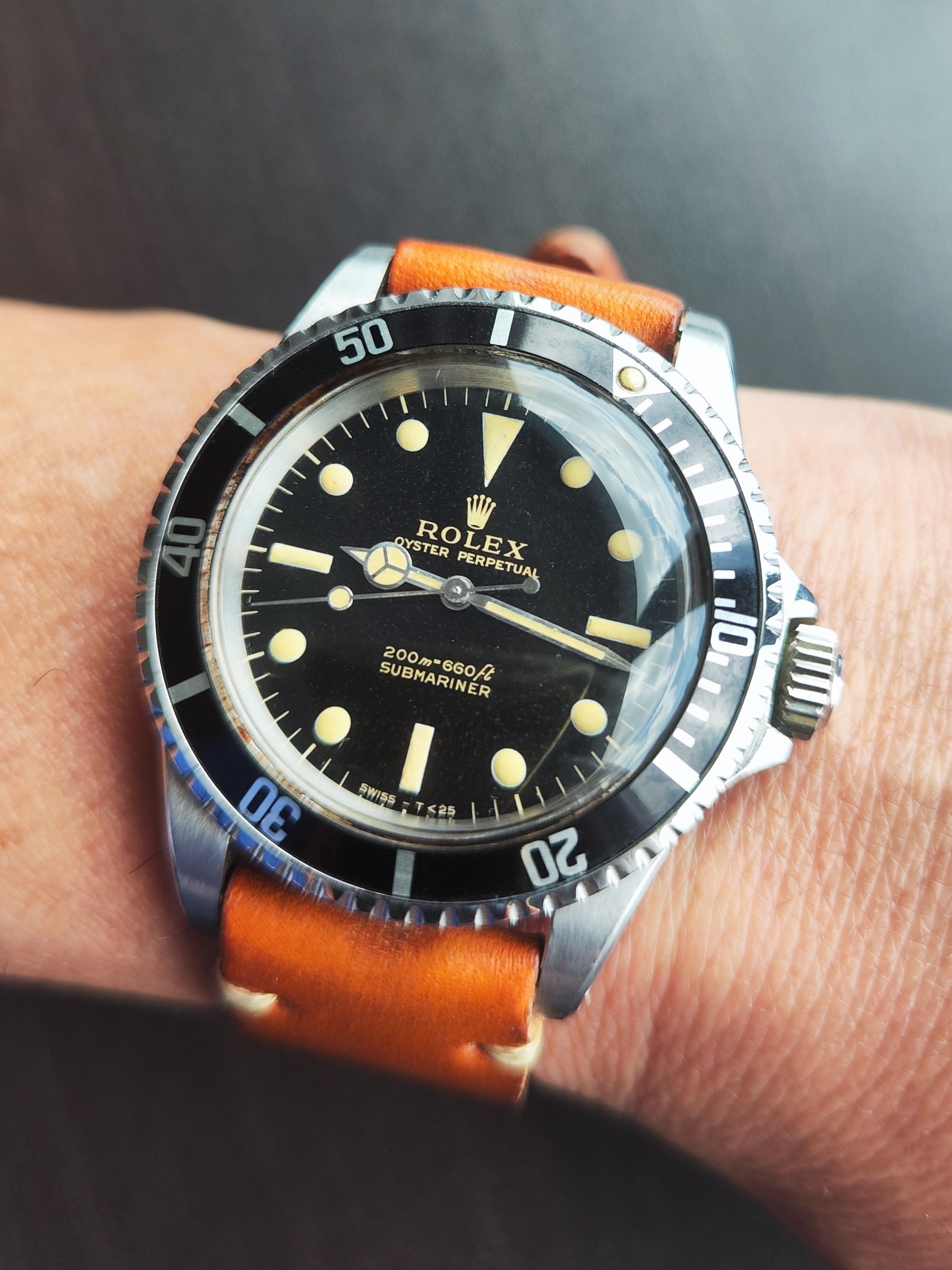 Vintage Rolex 5513 Gilt Mirror Gloss Perfect Dial Luxury Watches on Carousell