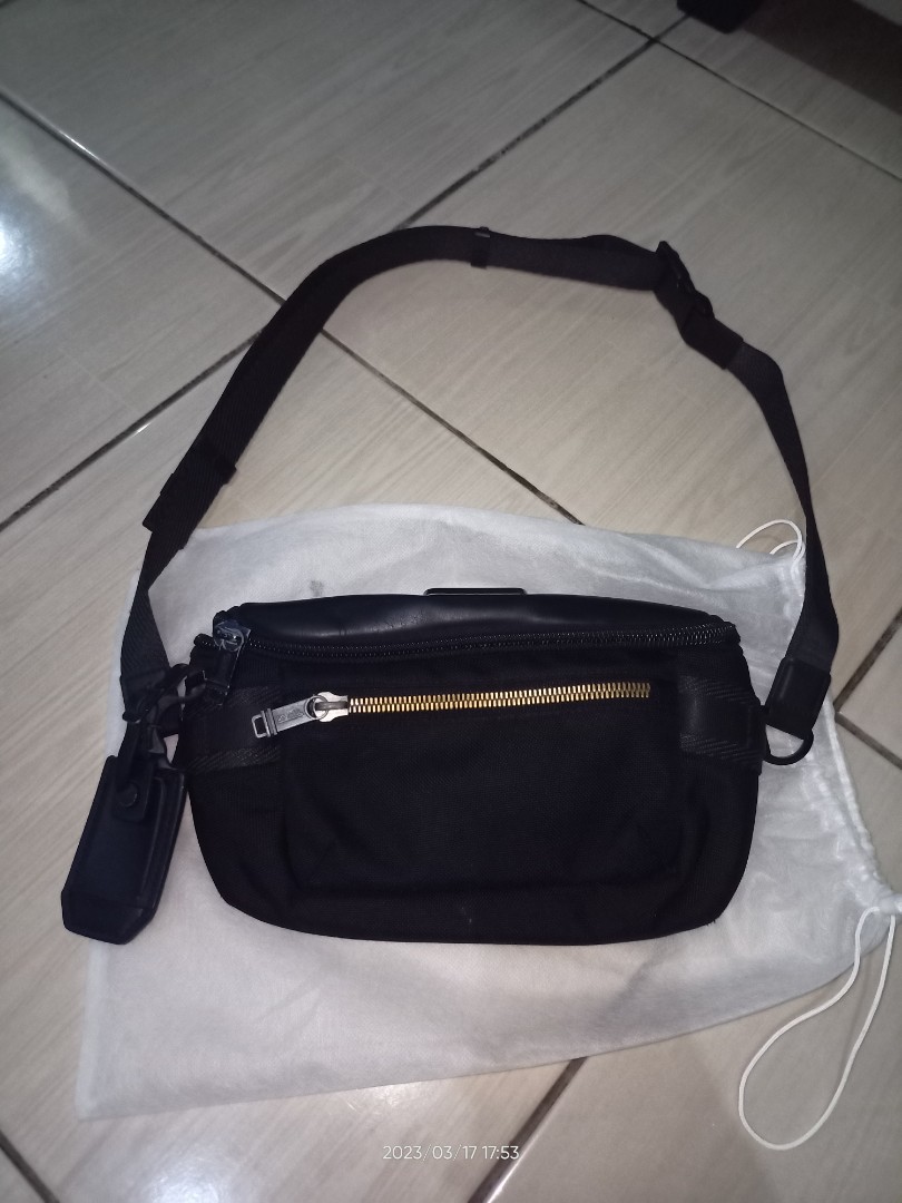 Waist bag tumi original 2025