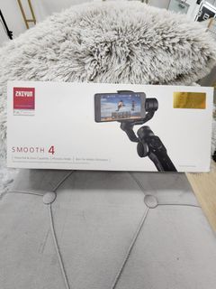 Zhiyun Smooth 4