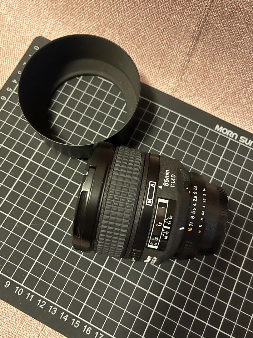 Nikon AF Nikkor 85mm F1.4D IF, 攝影器材, 鏡頭及裝備- Carousell