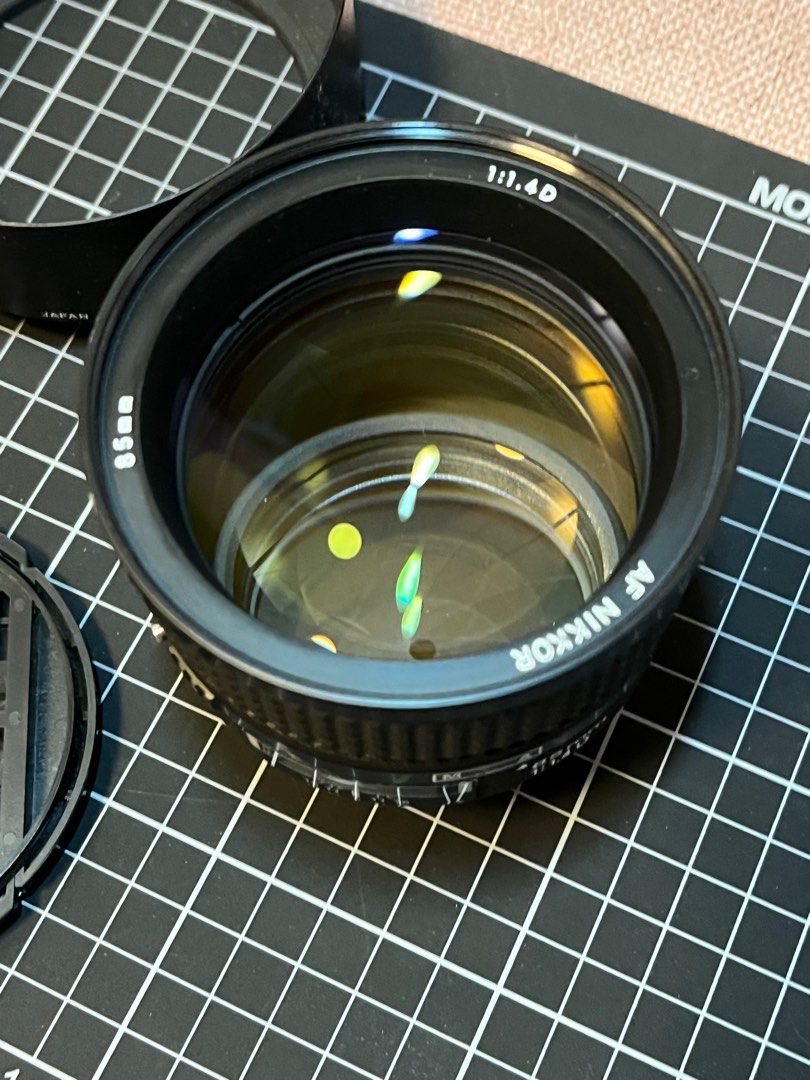 Nikon AF Nikkor 85mm F1.4D IF, 攝影器材, 鏡頭及裝備- Carousell