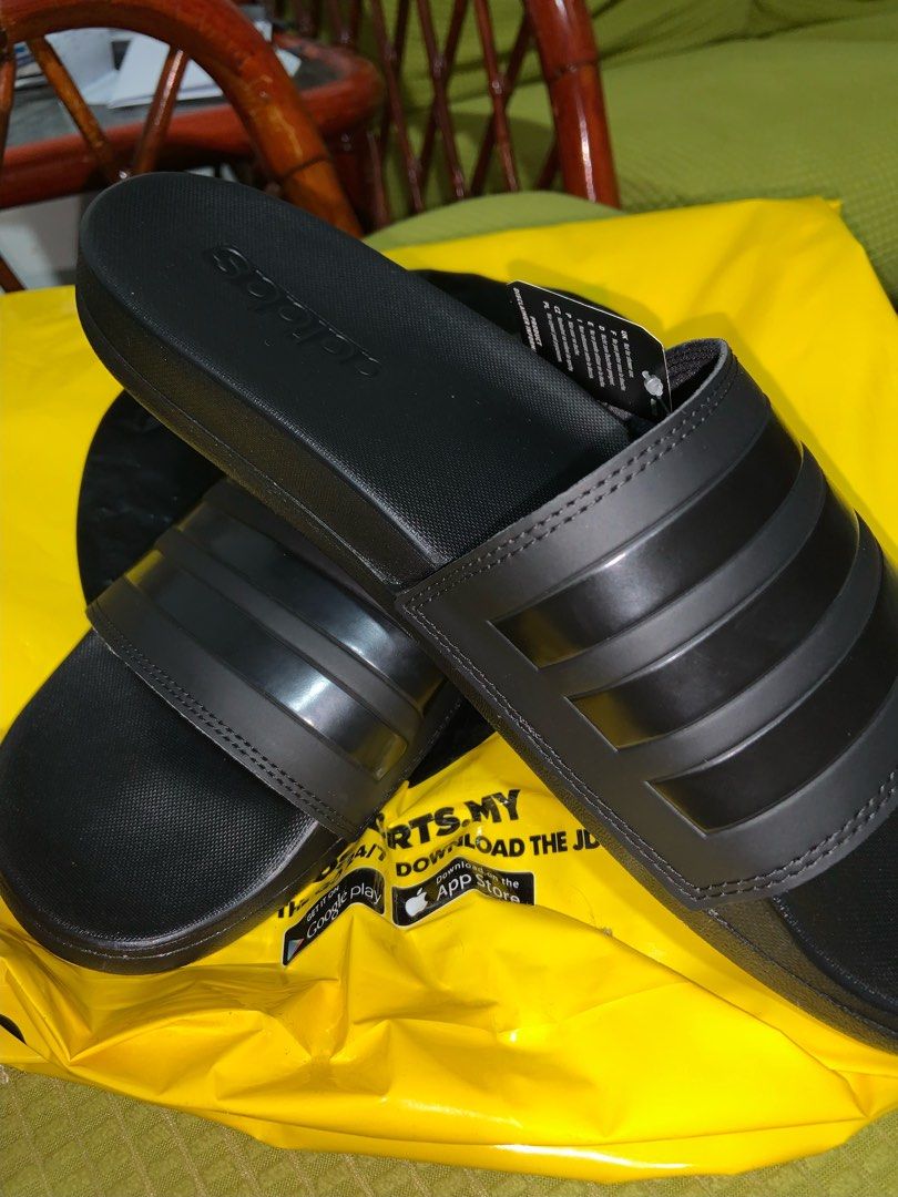 Adidas Adilette Comfort (GZ5896), Men's Fashion, Footwear, Flipflops ...