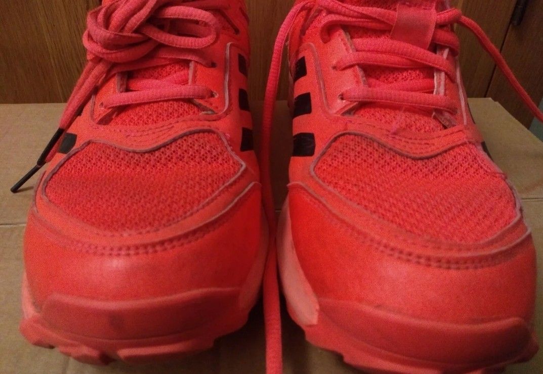 Adidas Fabela Rise Hockey Shoe 6UK Kasut Hoki, Women's Fashion