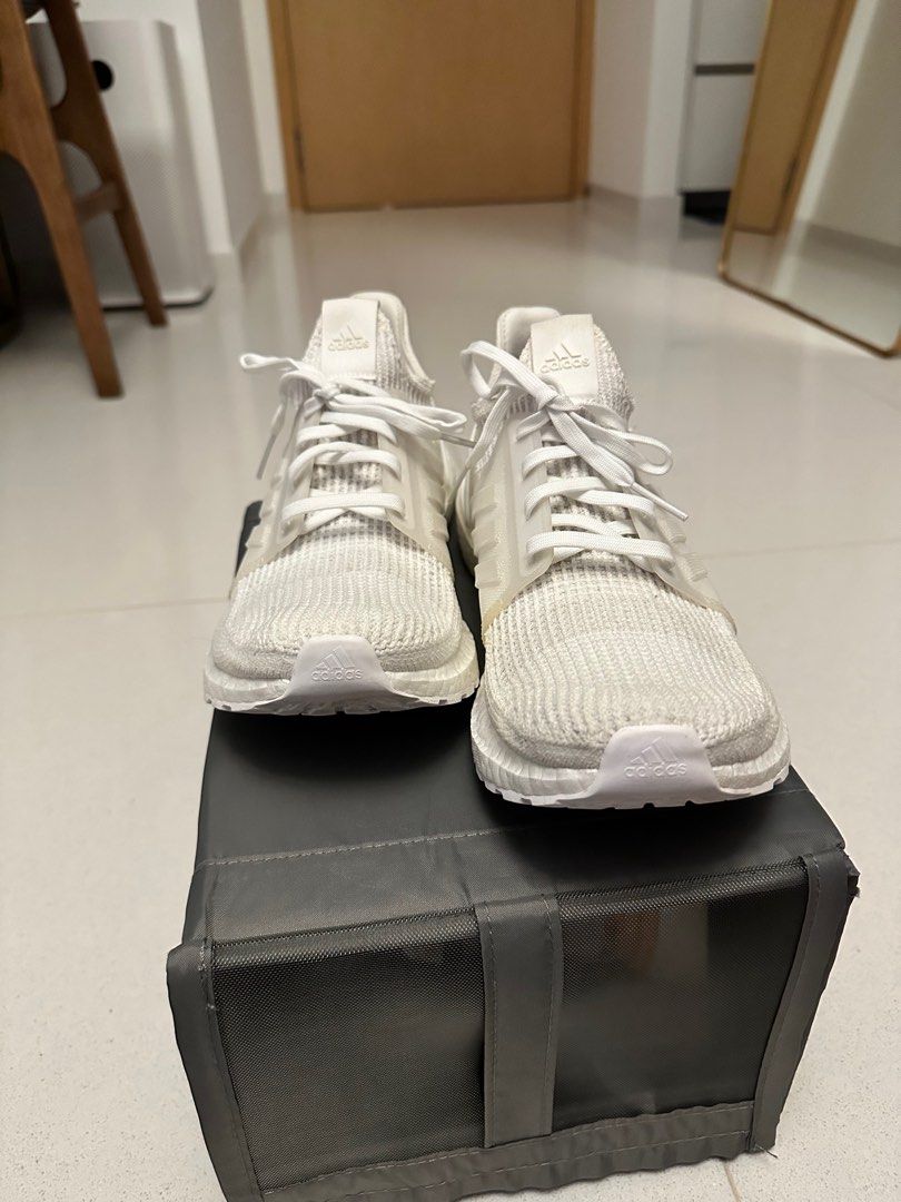 Men's ultraboost 19 deals triple white