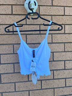 ALL ABOUT EVE crop singlet