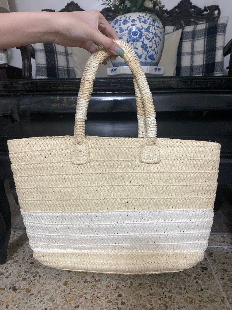 Altru discount straw bag