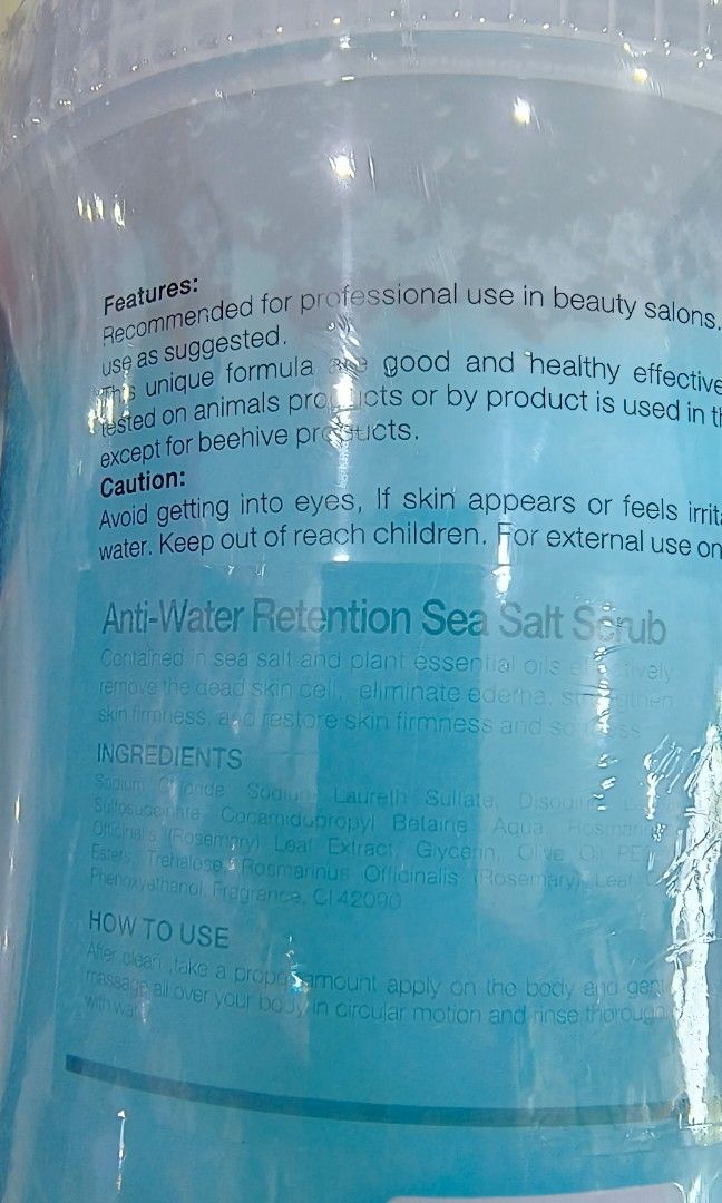 Anti Water Retention Sea Salt Scrub 1 Liter, Beauty & Personal Care, Bath & Body, Bath on Carousell