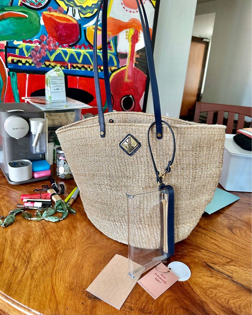 Aranaz tote sale