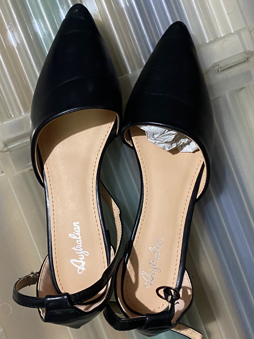 mens black pointed shoes