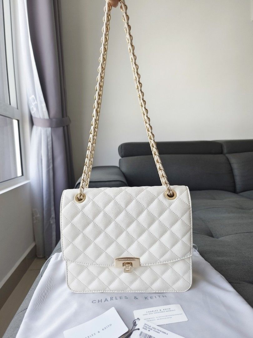 Quilted push lock bag 2025