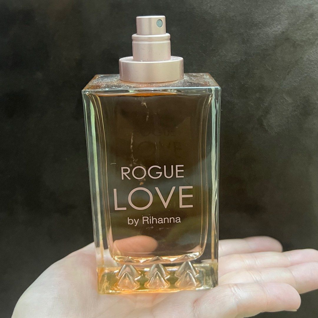 Rihanna shop rogue love