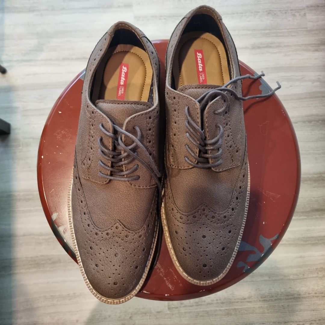 Bata red label brogue casual shoes