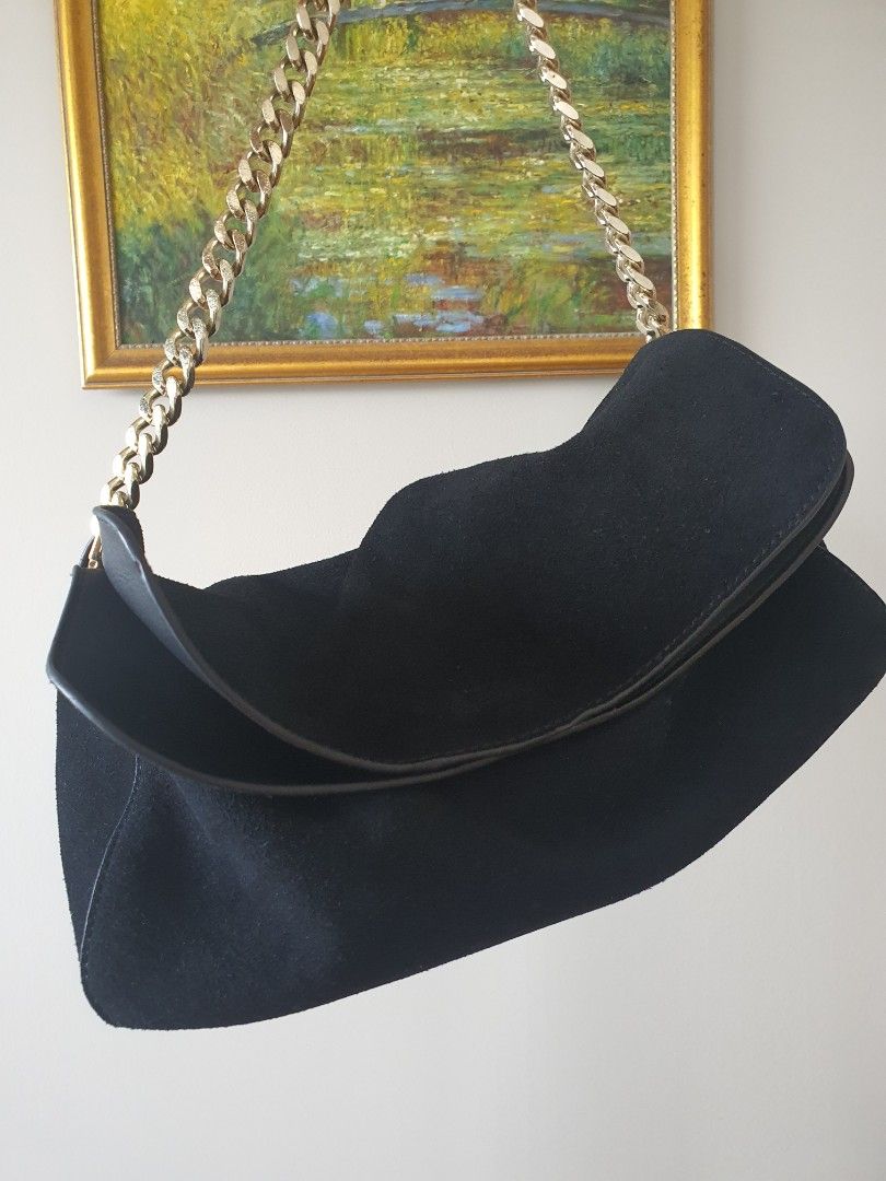 Black suede bag with gold chain 2025