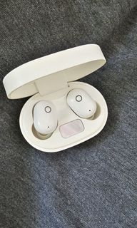 Bluetooth earpiece