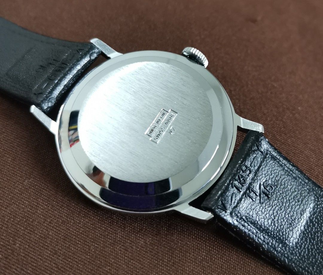 Bradley mickey mouse store watch swiss made 47
