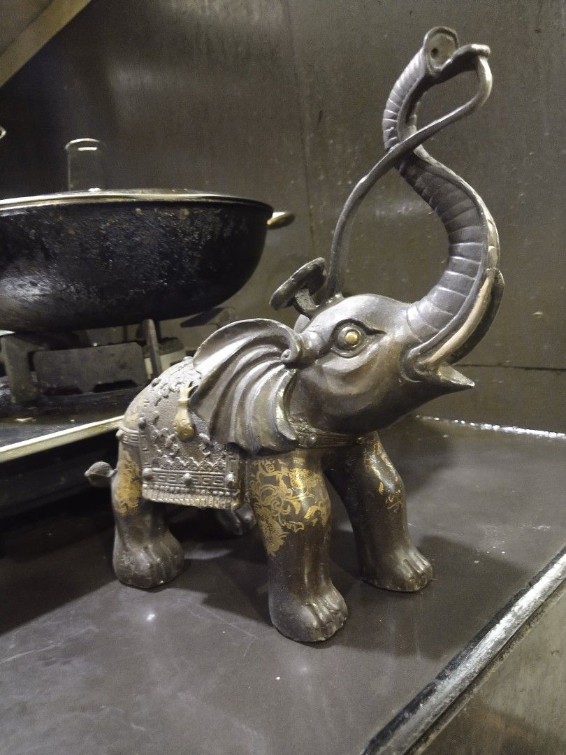 Brass lucky elephant trunk up statue, Hobbies & Toys, Memorabilia & Collectibles, Vintage