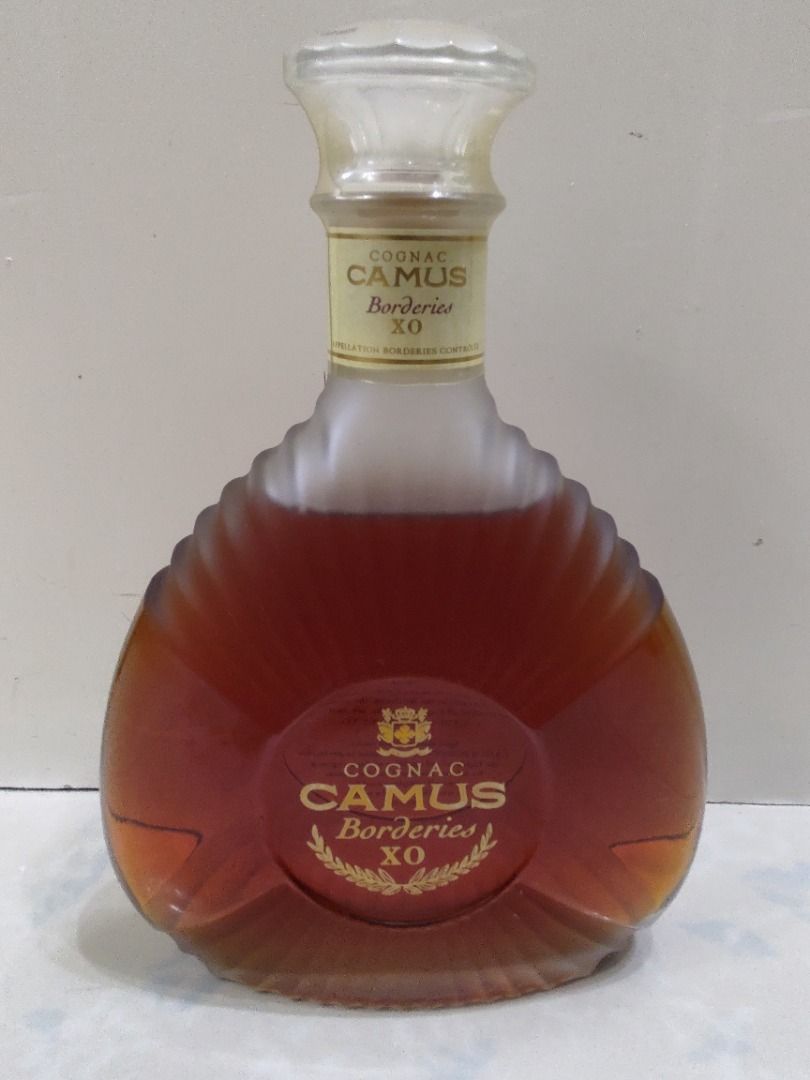 Camus XO (Borderies) cognac 70cl x 1 bottles 金花布特尼磨砂樽XO干 