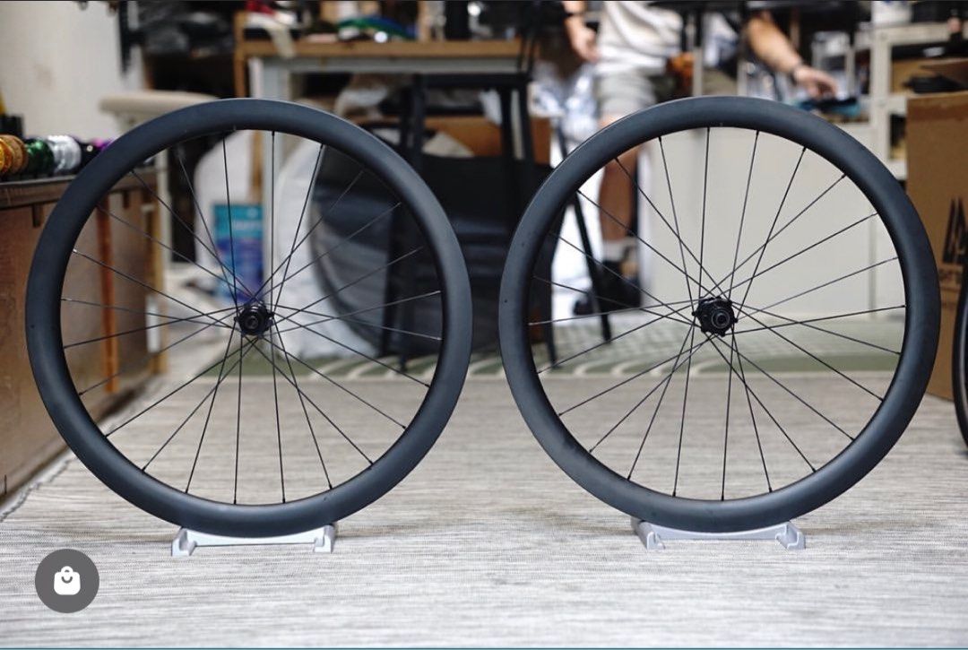 CarbonTI x light bicycle wheelset, Sports Equipment, Bicycles & Parts