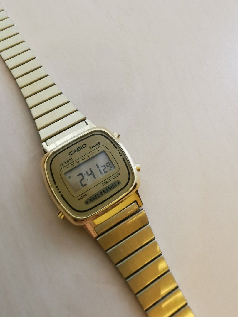 Casio mini digital discount watch