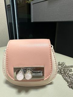 （分類：）位於 。 由 donutboboli 提交（商品編號 1221456503，圖片 1）。簡介： 。