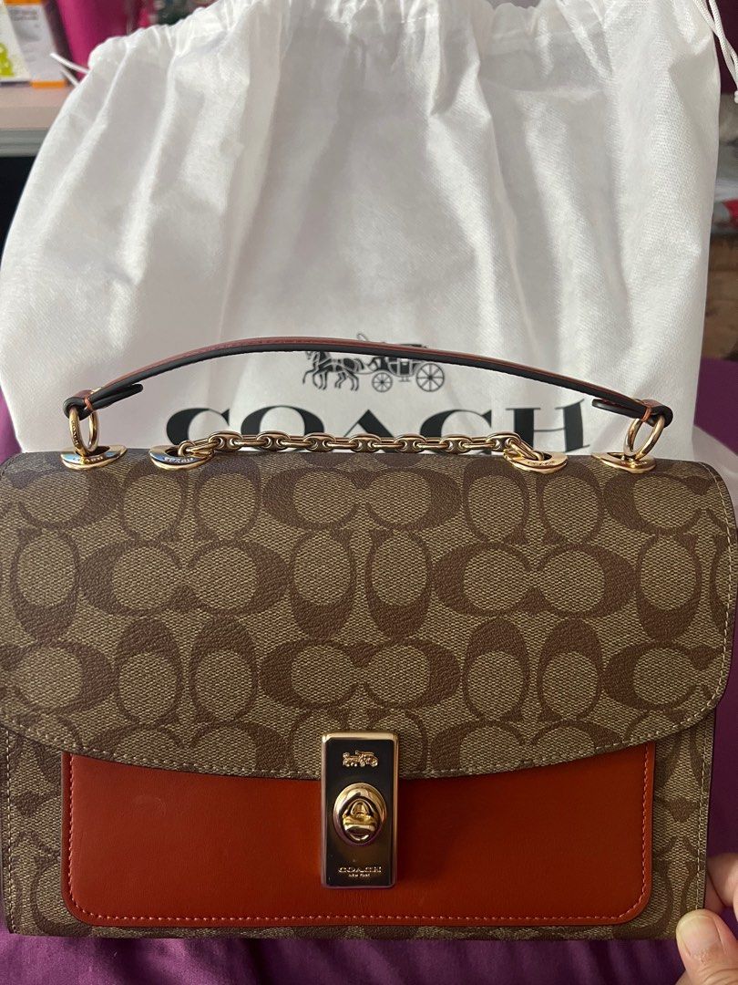 Coach Signature lane shoulder bag, Women's Fashion, Bags & Wallets