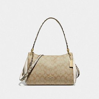 (Category: ) located in . Submitted by theangelwearsbranded (Listing ID 1221329558, Image 1). Description: .