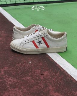 Converse one star