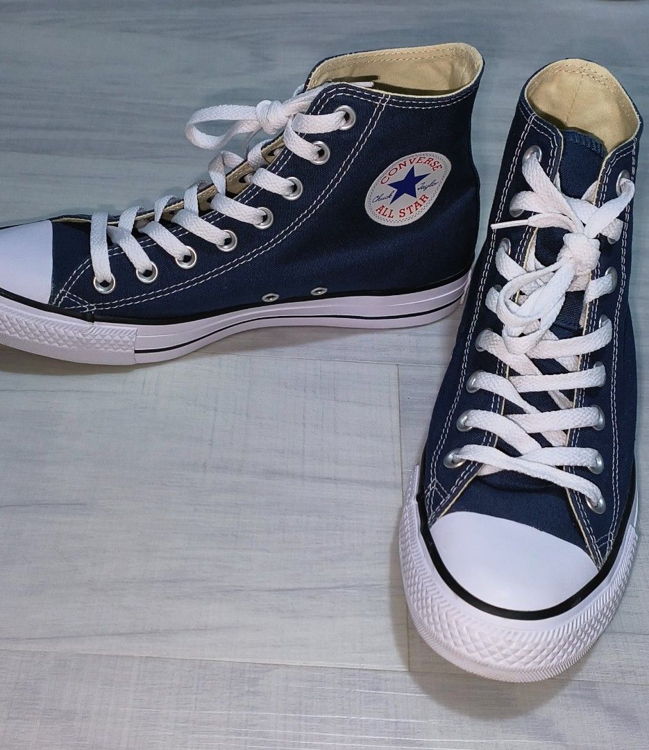 Converse Shoes, Women's Fashion, Footwear, Sneakers on Carousell