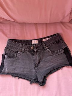(Category: ) located in . Submitted by princessmelay (Listing ID 1221365229, Image 1). Description: .