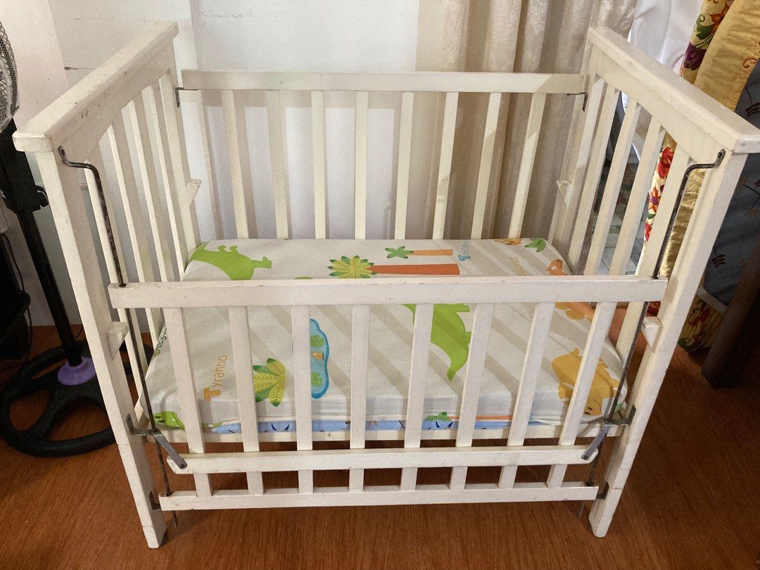 Crib with Uratex Foam (Preloved), Babies & Kids, Baby Nursery & Kids