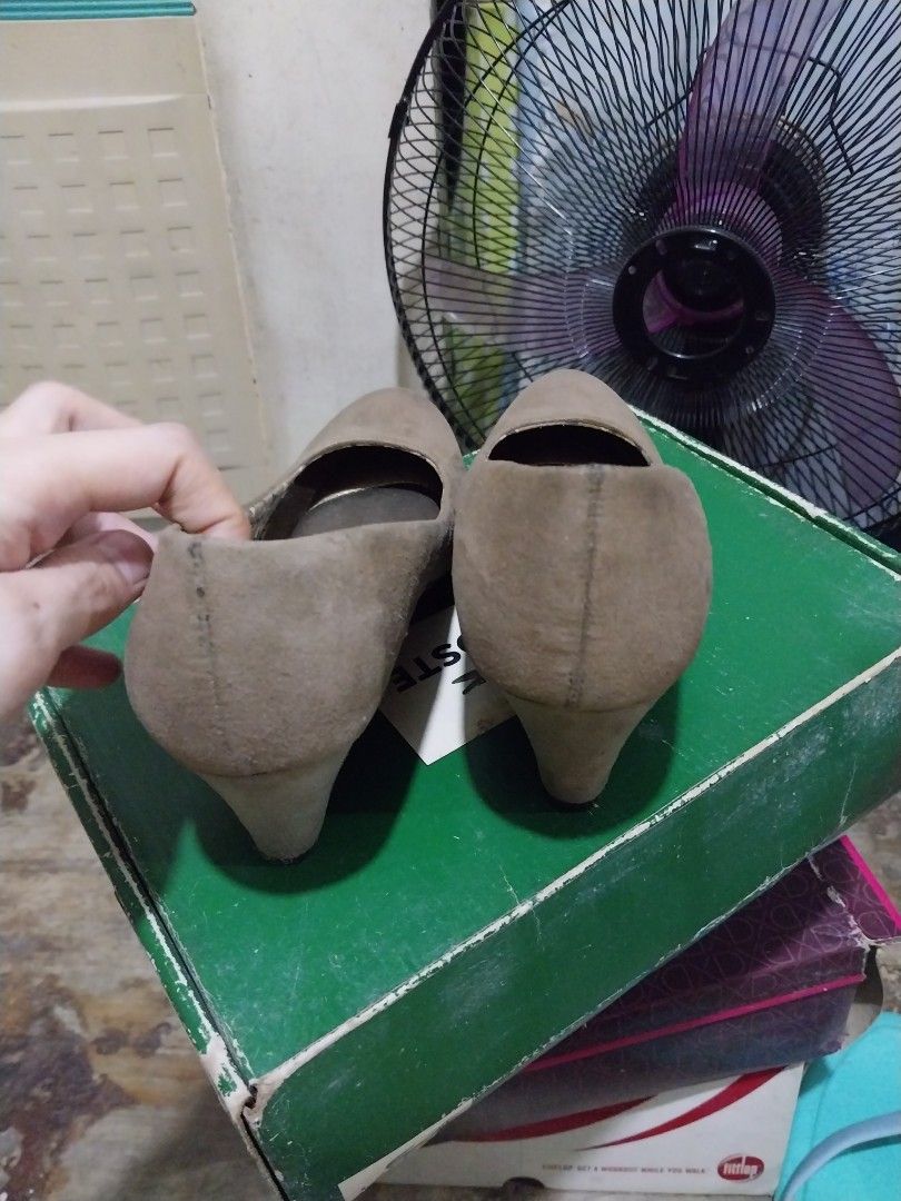 Deflex comfort nude wedge, Women's Fashion, Footwear, Heels on Carousell