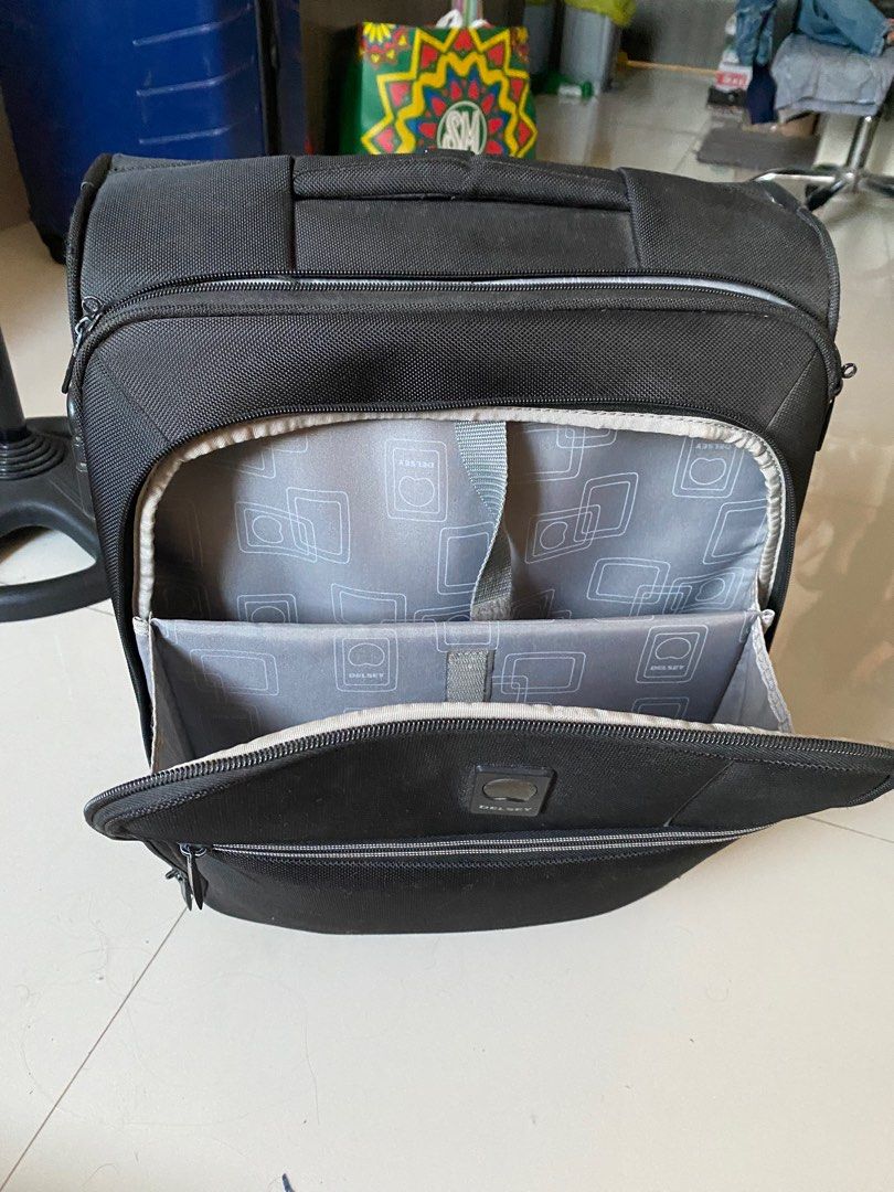 Delsey luggage ex Qatar airways crew, Men's Fashion, Bags, Briefcases