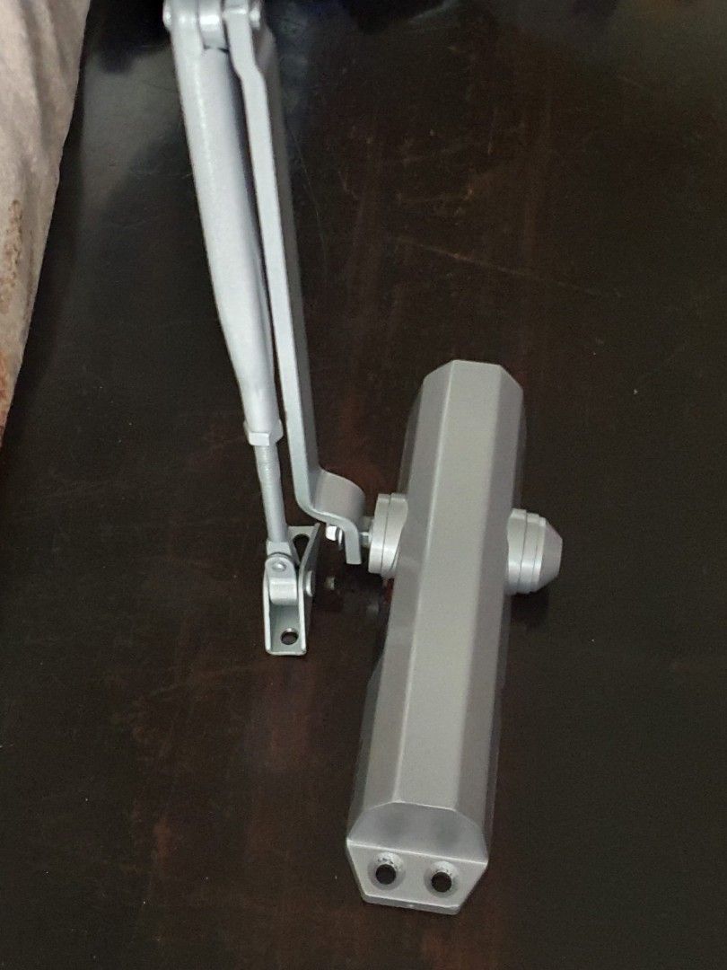 Door closer + installation, Furniture & Home Living, Security & Locks