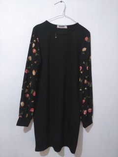 Dress hitam motif bunga