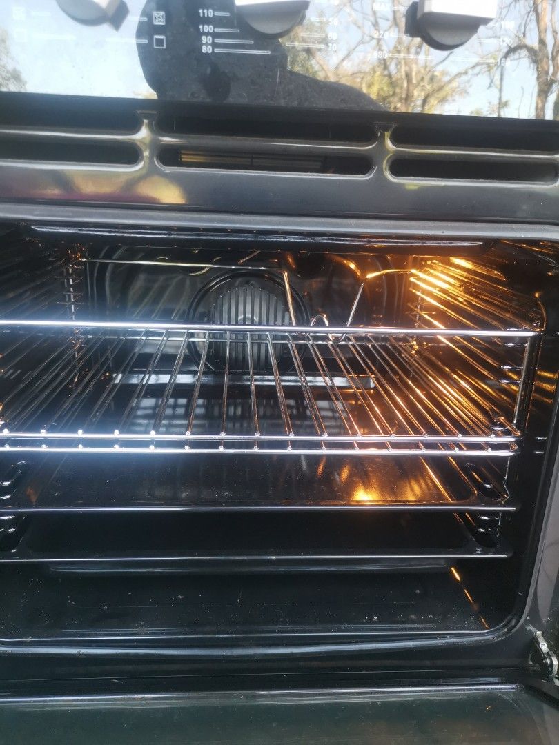 Elba Built In Oven 56L, TV & Home Appliances, Kitchen Appliances, Ovens