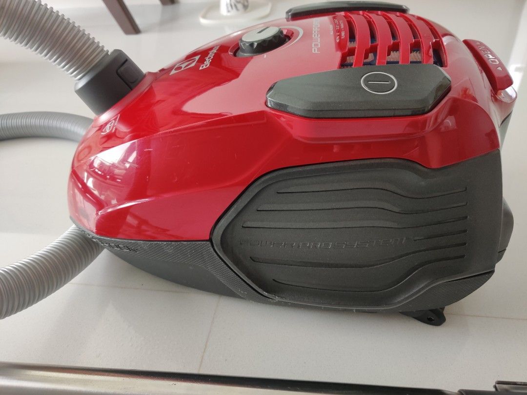 Electrolux power force dust & gone zpf2320t vacuum deals