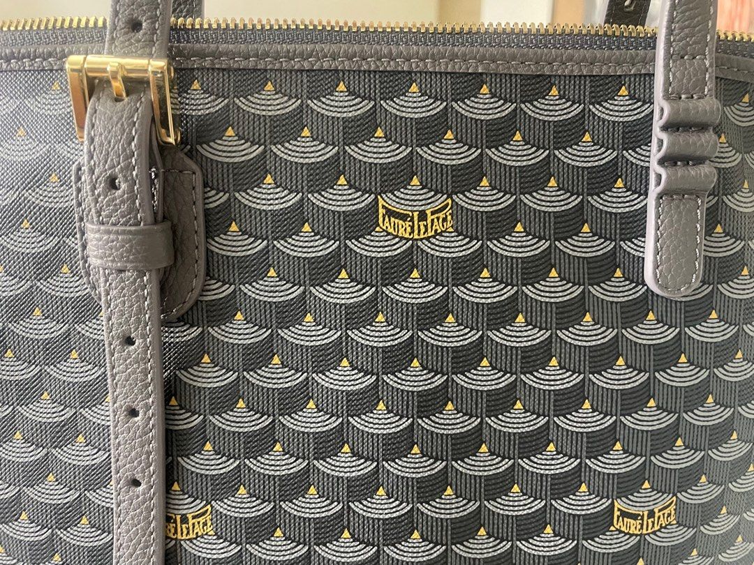 Faure Le Page Daily Battle 27 zip, Luxury, Bags & Wallets on Carousell