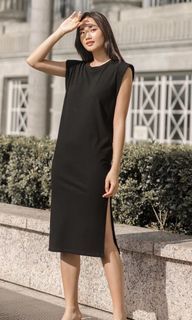 Fayth’s Zac Padded Shoulder Dress